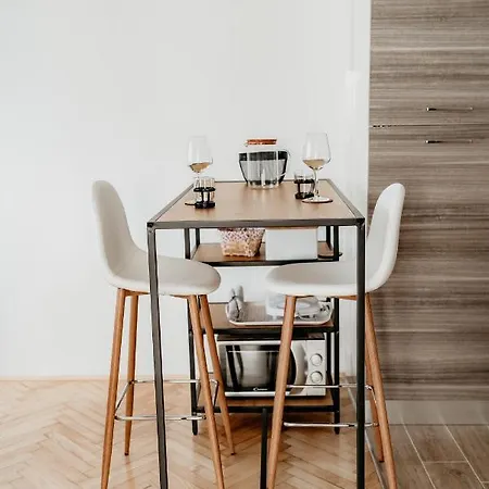 Apartman Noel Knin Exterior foto