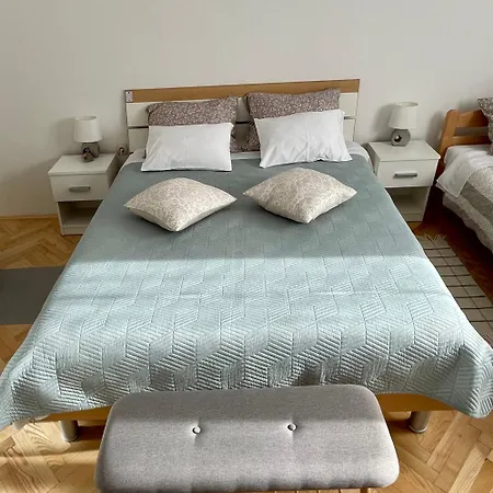 Apartman Noel Knin Exterior foto